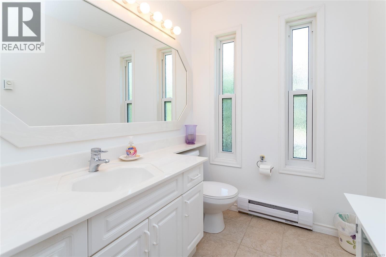 8705 Nash Pl, North Saanich, British Columbia  V8L 4G9 - Photo 27 - 1038433