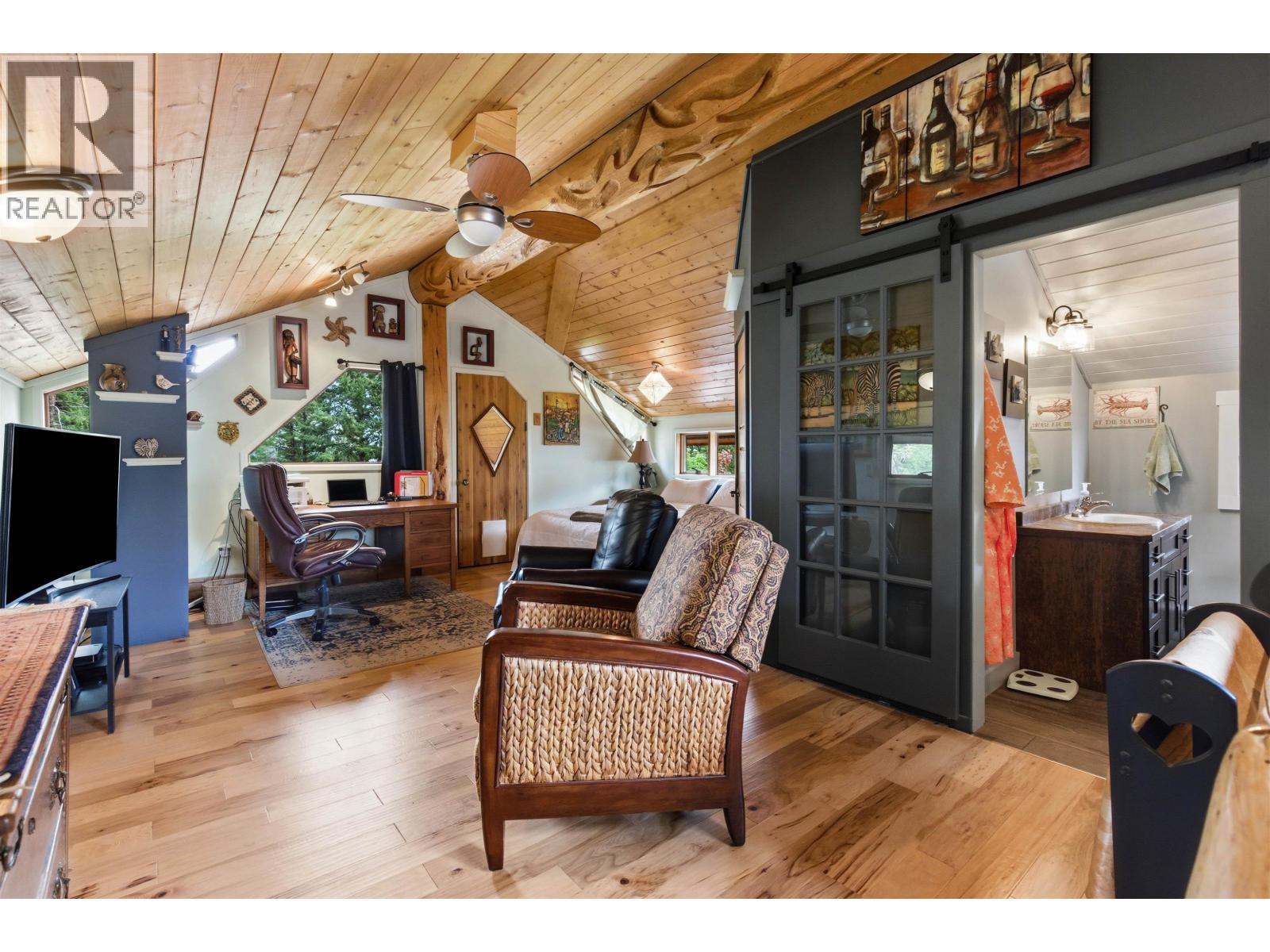 3485 S Chimney Lake Road, Williams Lake, British Columbia  V2G 5J4 - Photo 11 - R3130756