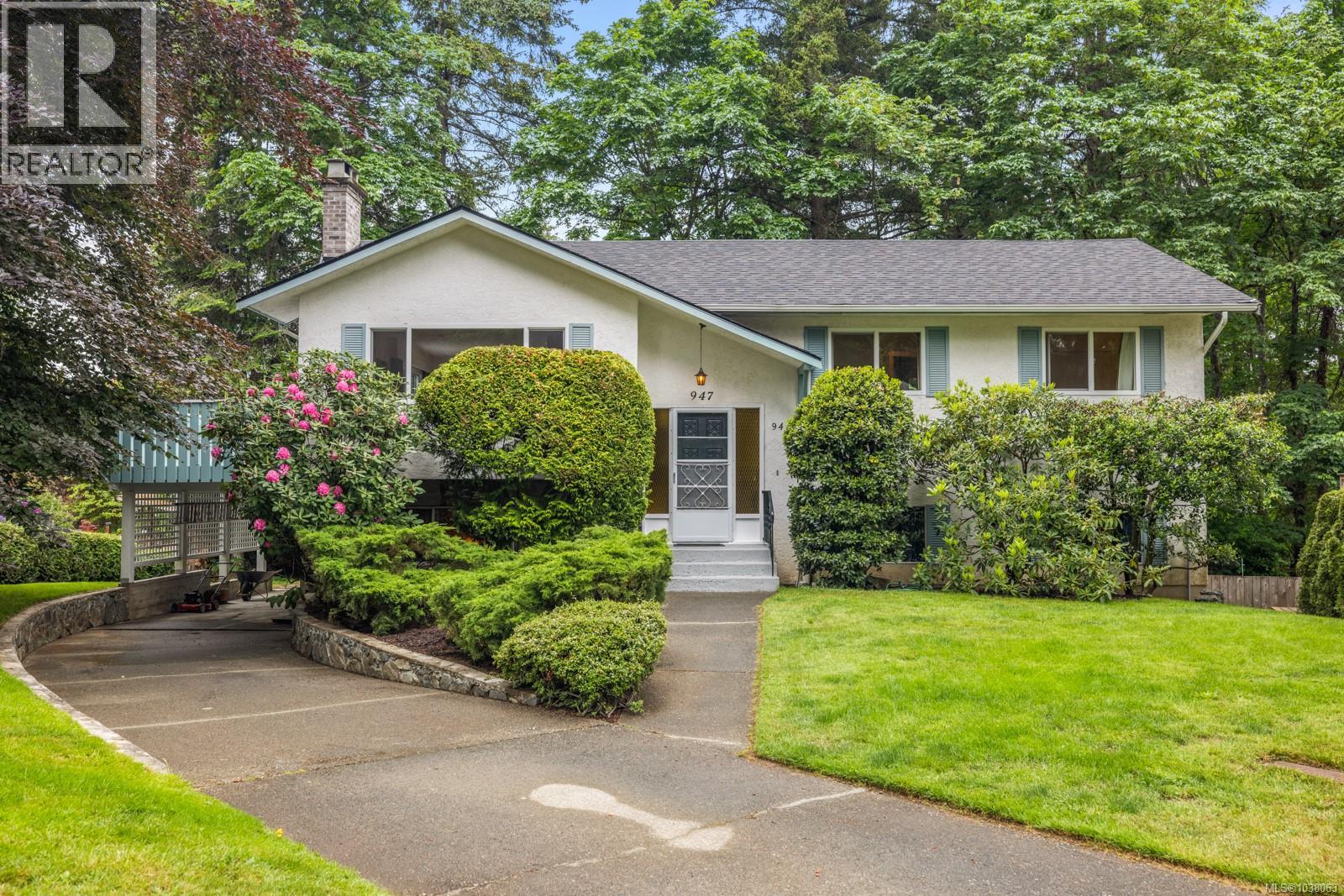 947 Peggy Anne Cres, Central Saanich, British Columbia  V8M 1E5 - Photo 1 - 1038063