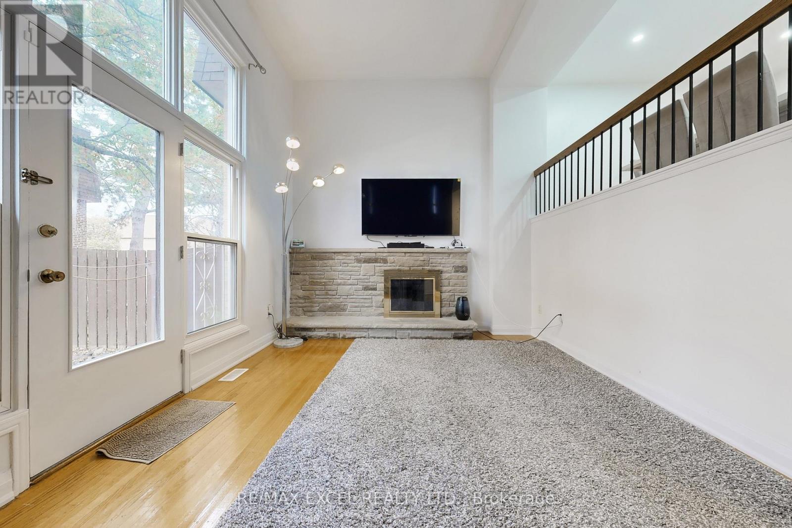 10 Crockamhill Drive, Toronto, Ontario  M1S 3H1 - Photo 5 - E13225890