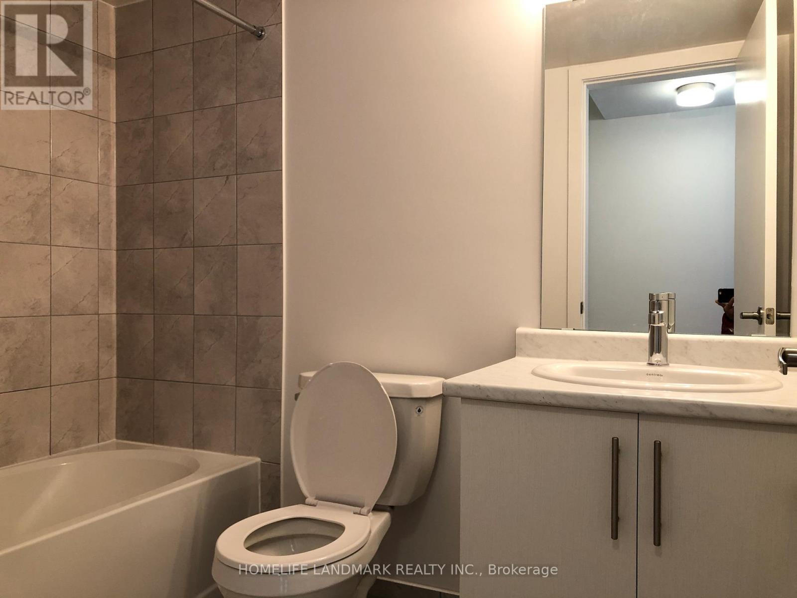 16 - 3482 Widdicombe Way, Mississauga, Ontario  L5L 0B8 - Photo 9 - W13225880