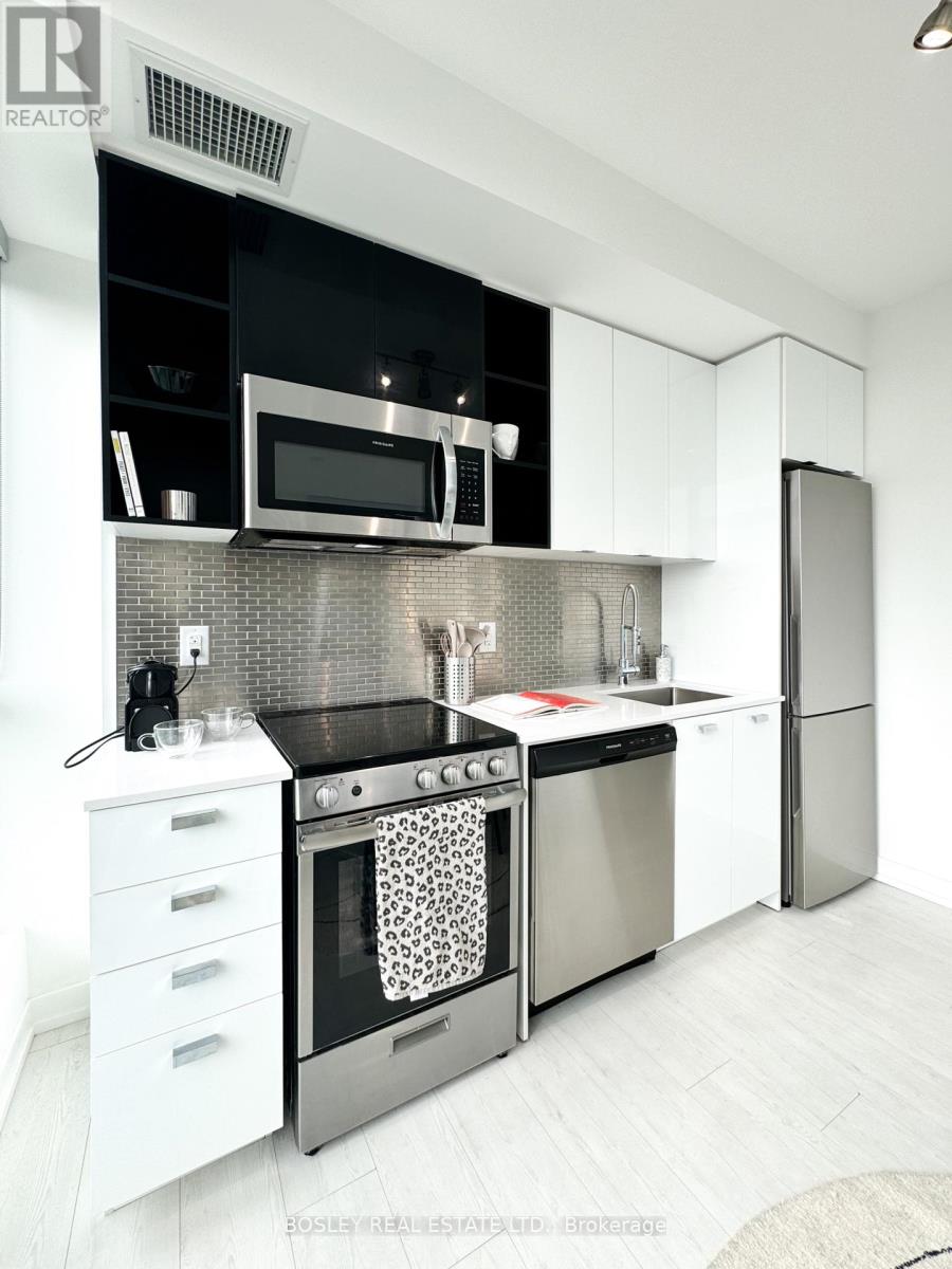 1313 - 10 De Boers Drive, Toronto, Ontario  M3J 0L6 - Photo 12 - W13225884