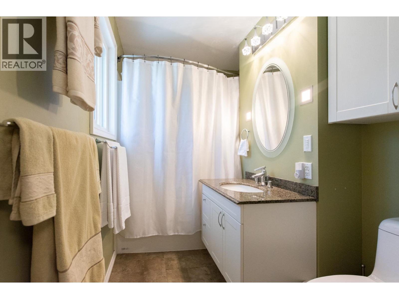 934 Davis Road, Gibsons, British Columbia  V0N 1V8 - Photo 20 - R3130658