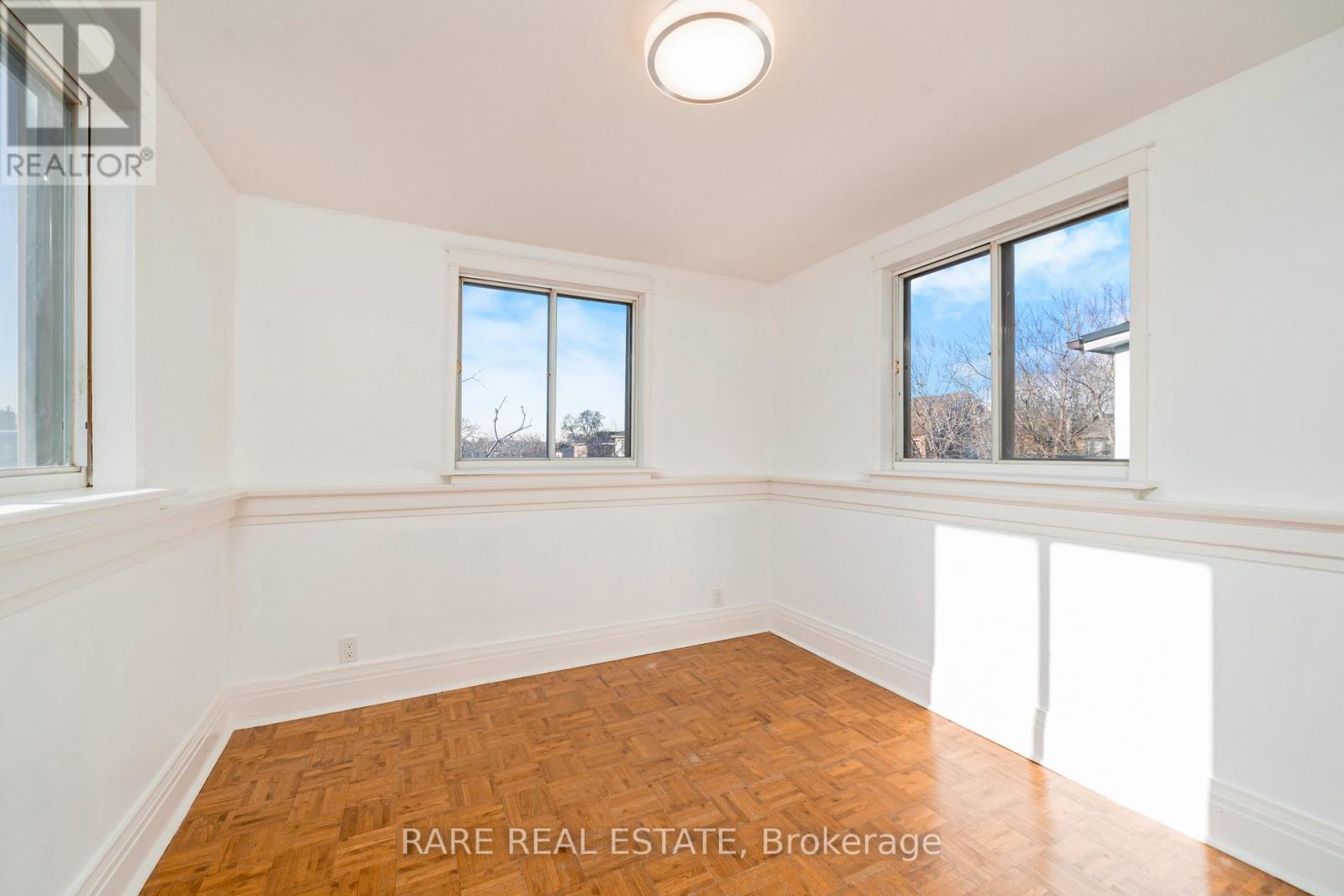 216 Oakwood Avenue, Toronto, Ontario  M6E 2V4 - Photo 19 - C13223378