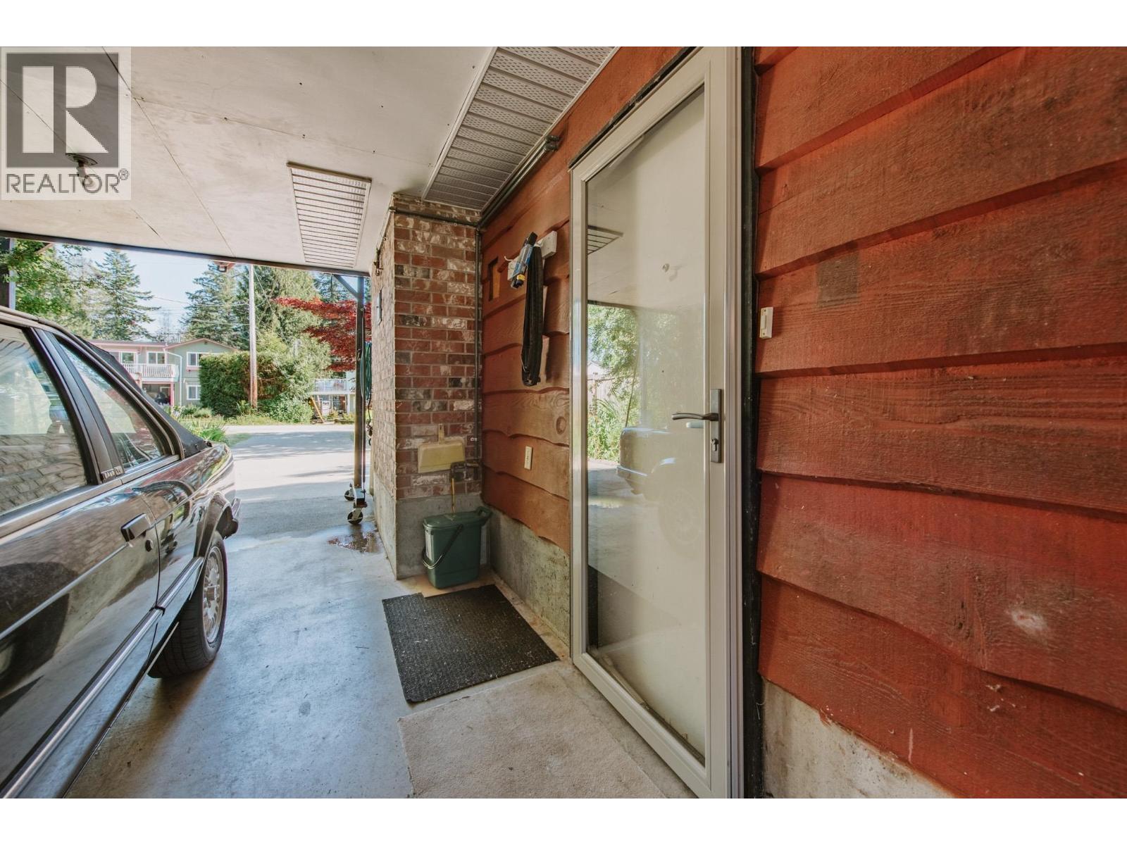 934 Davis Road, Gibsons, British Columbia  V0N 1V8 - Photo 31 - R3130658