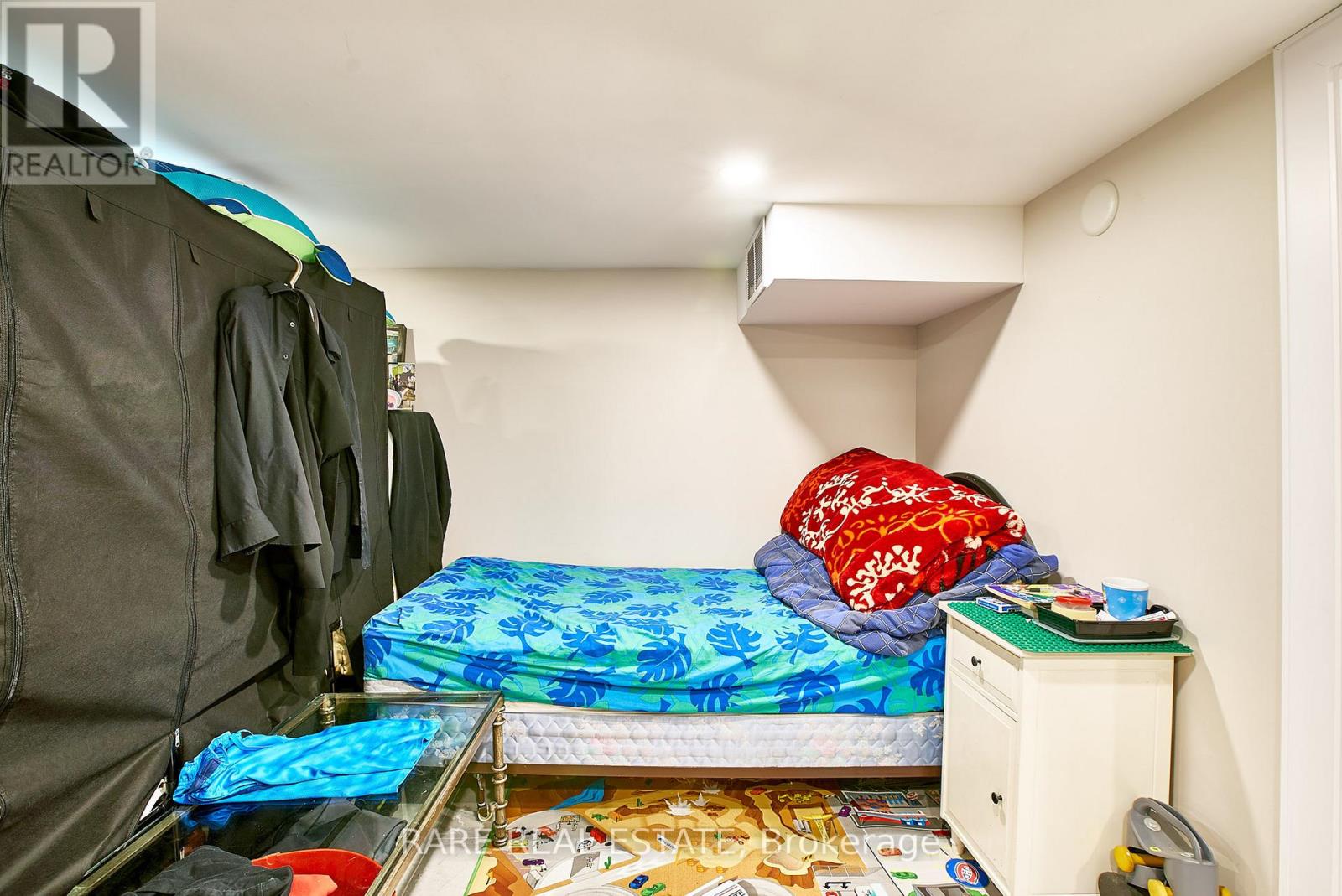 216 Oakwood Avenue, Toronto, Ontario  M6E 2V4 - Photo 46 - C13223378