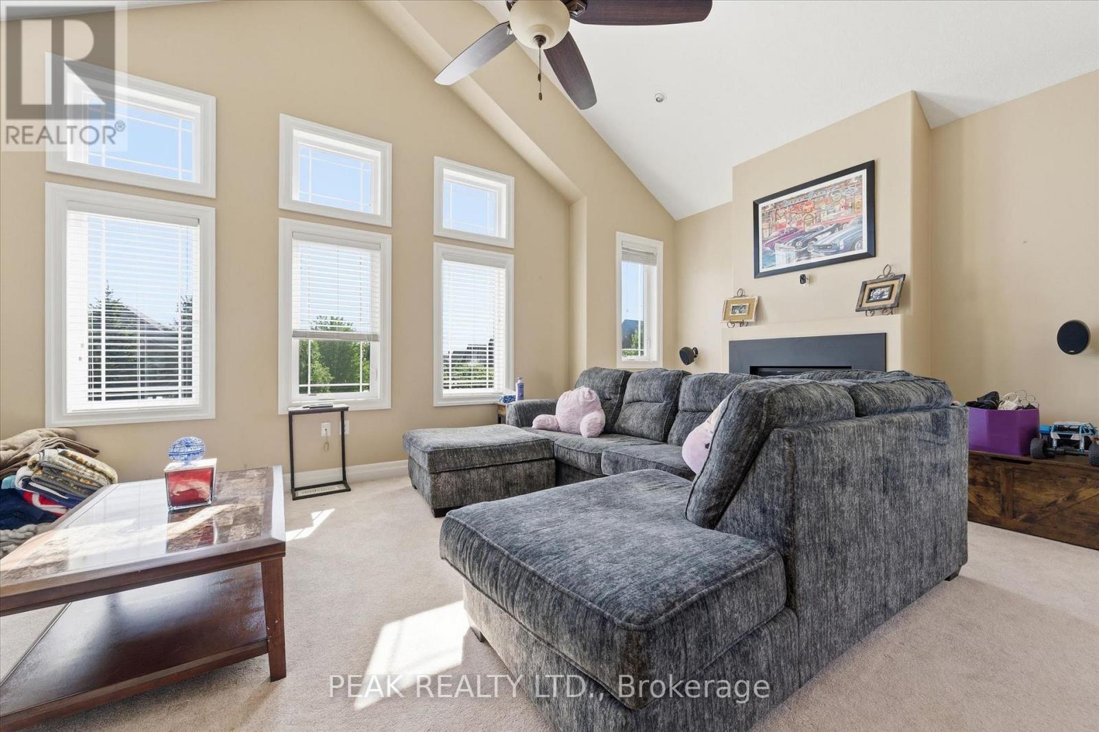 901 Valebrook Court, Kitchener, Ontario  N2A 0E5 - Photo 14 - X13221236