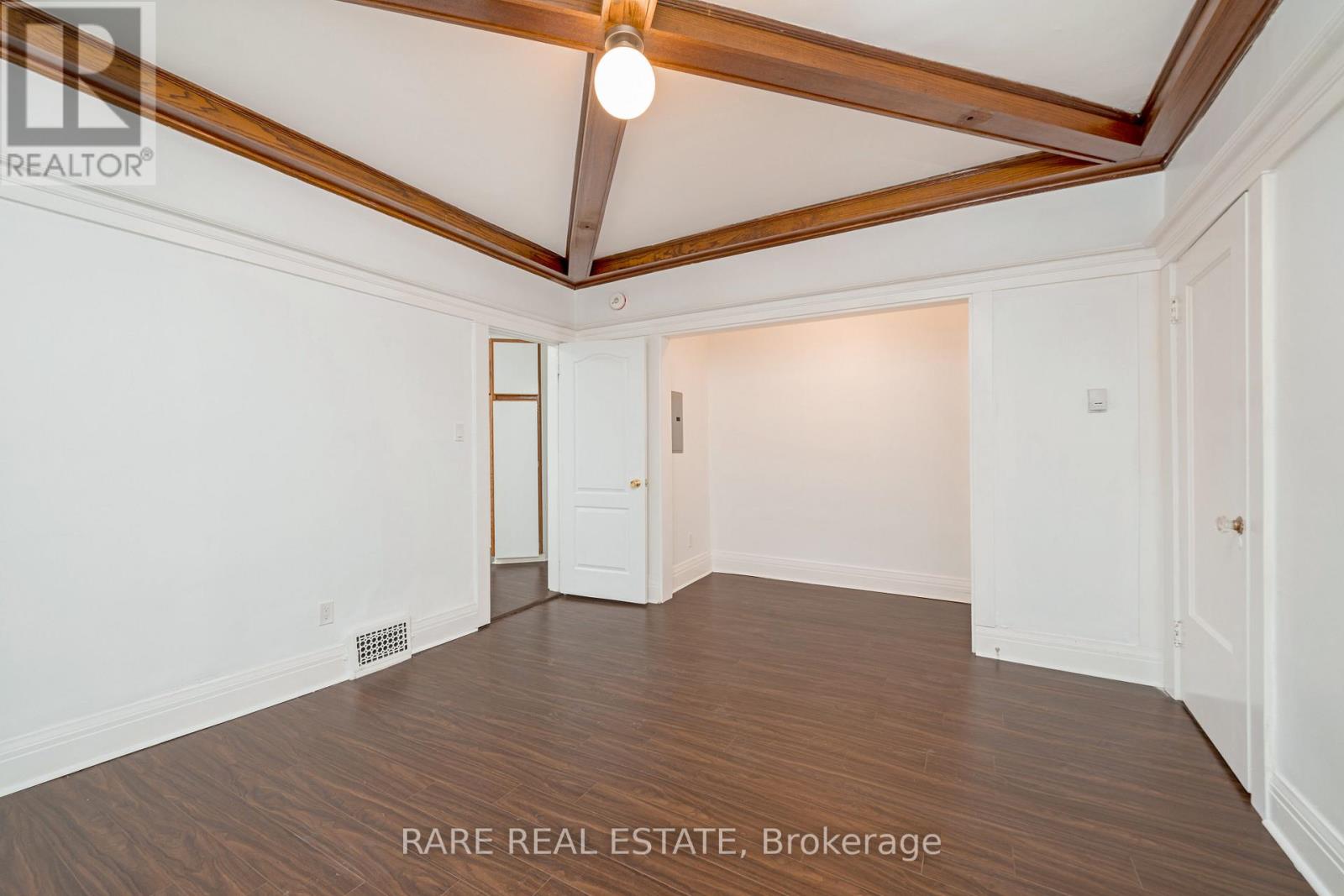 216 Oakwood Avenue, Toronto, Ontario  M6E 2V4 - Photo 6 - C13223378