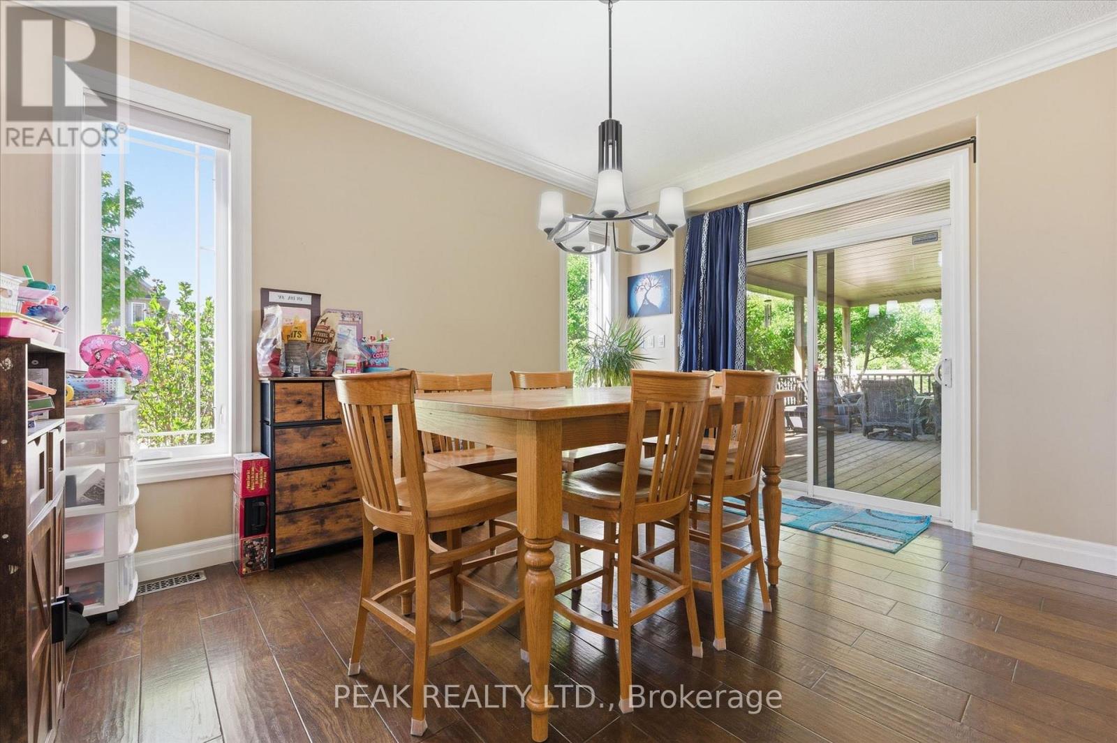 901 Valebrook Court, Kitchener, Ontario  N2A 0E5 - Photo 12 - X13221236
