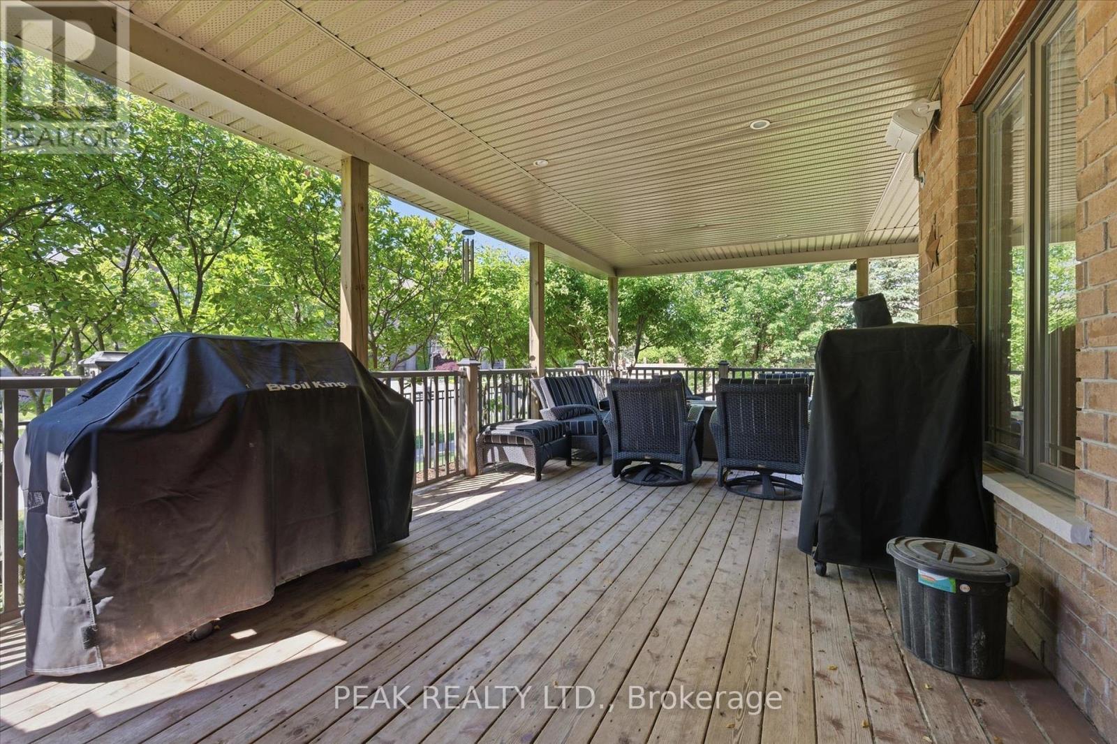 901 Valebrook Court, Kitchener, Ontario  N2A 0E5 - Photo 38 - X13221236