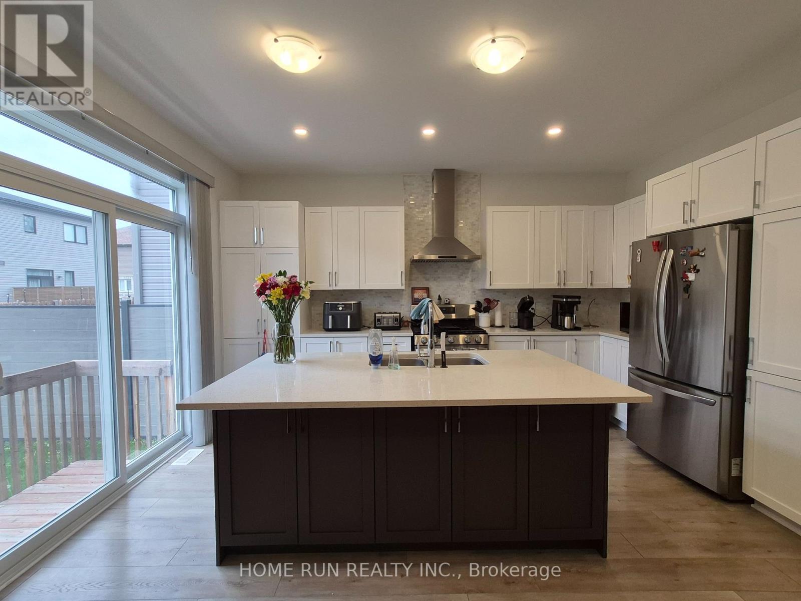 1005 Parabolica Way, Ottawa, Ontario K2T 0P8 - Photo 2 - X13225942