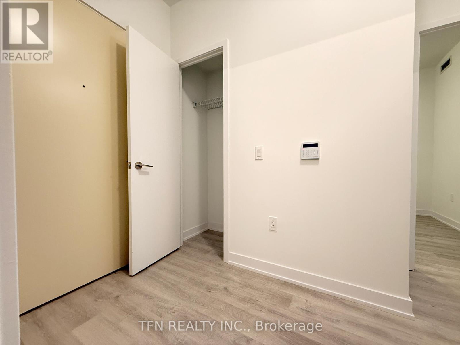727 - 15 Richardson Street, Toronto, Ontario  M5A 0Y5 - Photo 2 - C13225894