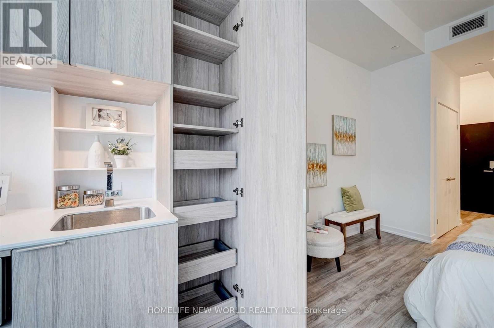 909 - 77 Shuter Street, Toronto, Ontario  M5B 0B8 - Photo 34 - C13225908