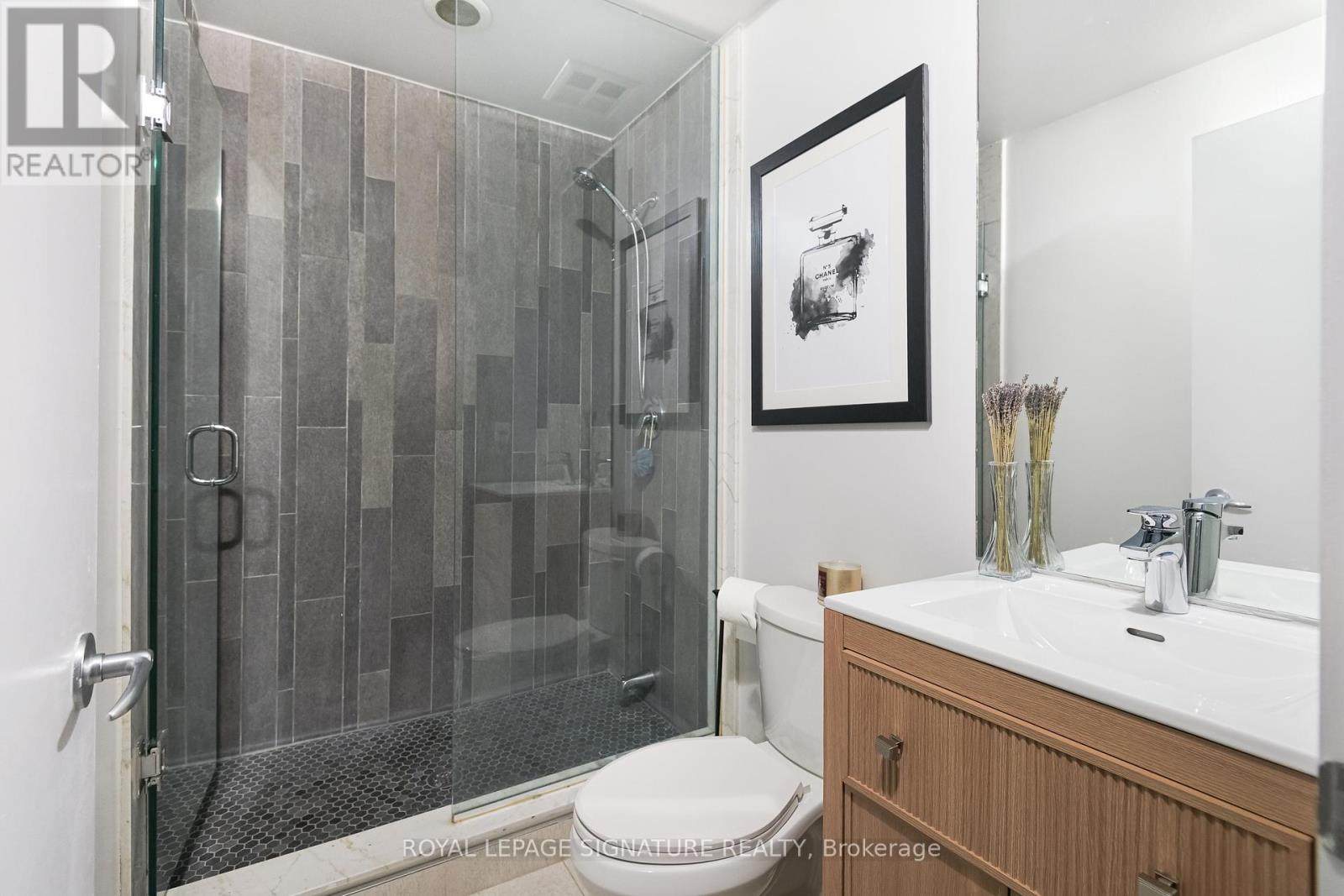 513 - 700 King Street W, Toronto, Ontario  M5V 2Y6 - Photo 3 - C13225914