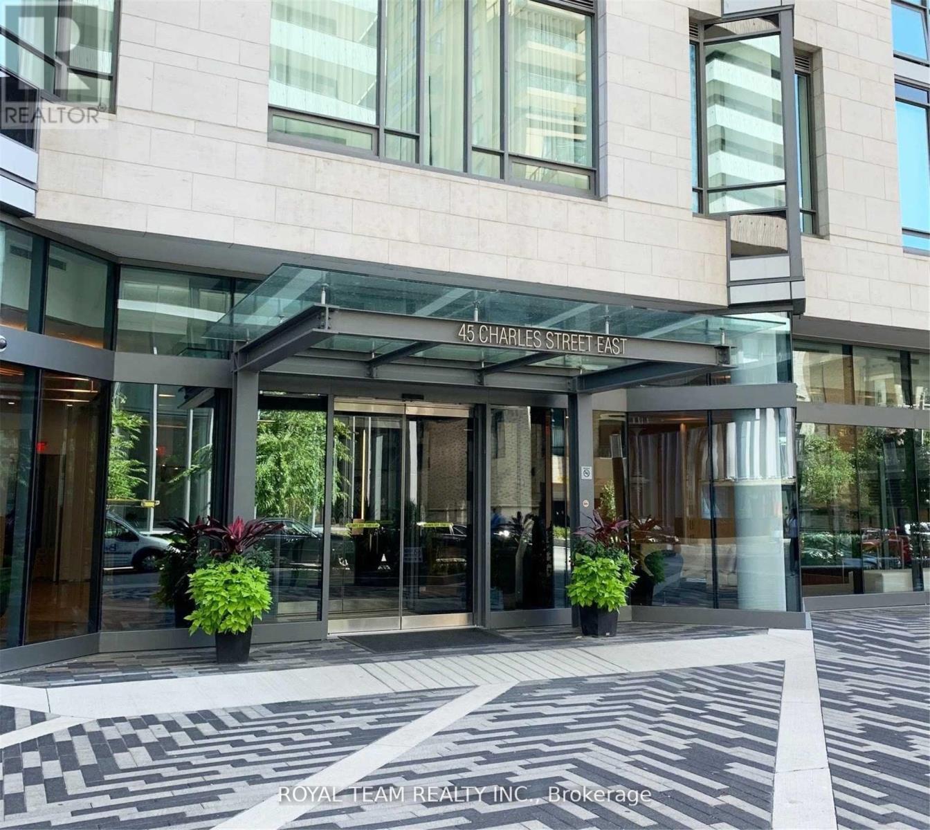 706 - 45 CHARLES STREET E, Toronto, Ontario
