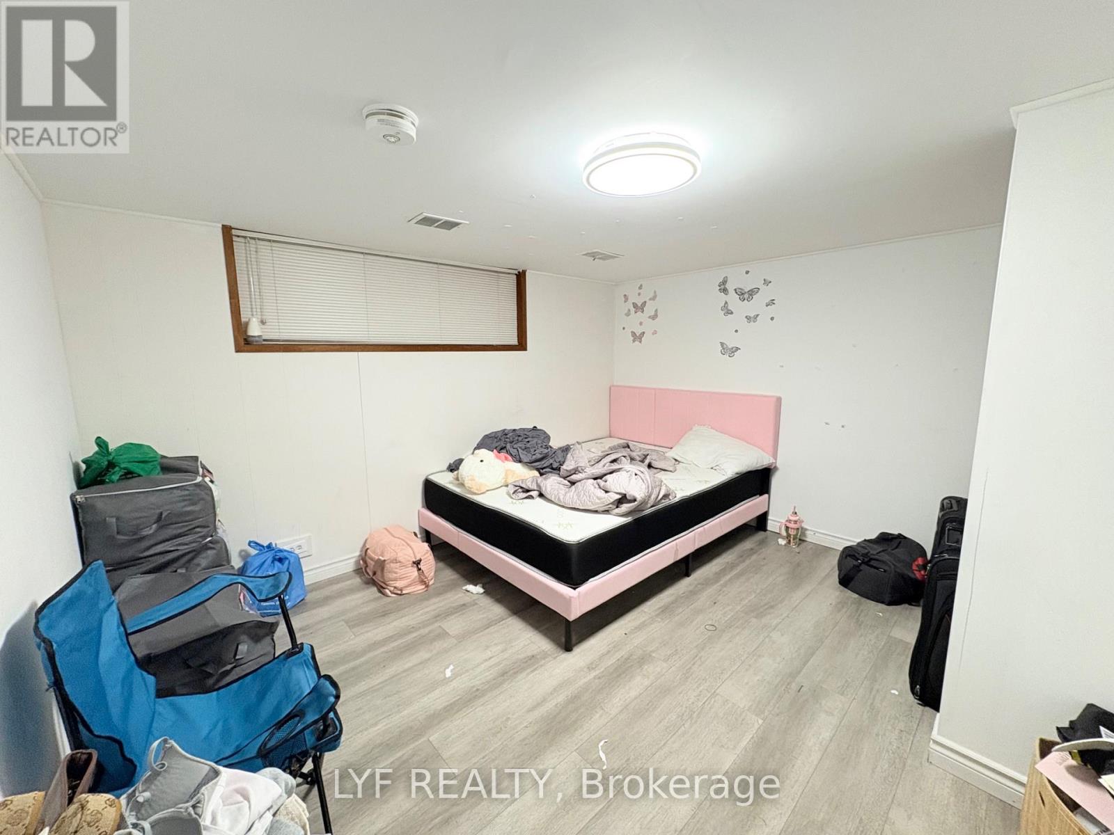 Bsmt Rm 4 - 6 Thorn Lane, Toronto, Ontario  M3B 2Z9 - Photo 2 - C13225962