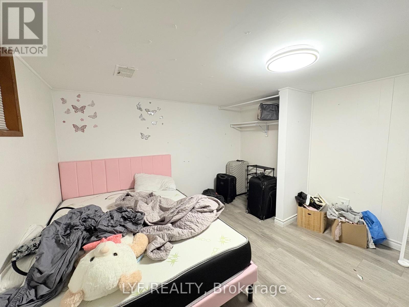 Bsmt Rm 4 - 6 Thorn Lane, Toronto, Ontario  M3B 2Z9 - Photo 4 - C13225962