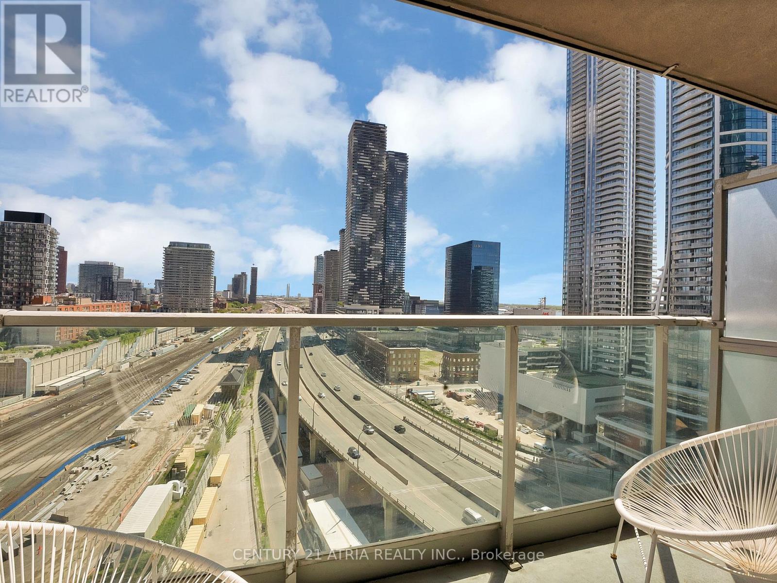1806 - 18 Yonge Street, Toronto, Ontario  M5E 1R4 - Photo 18 - C13225966