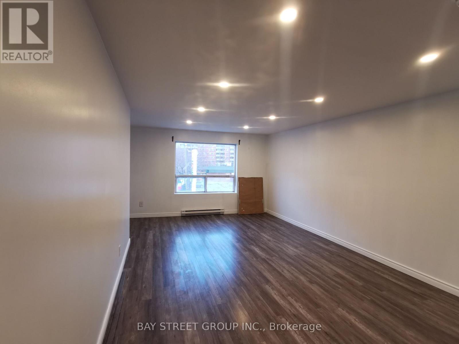 2nd Flr - 1546 Jane Street, Toronto, Ontario  M9N 2R5 - Photo 3 - W13225902