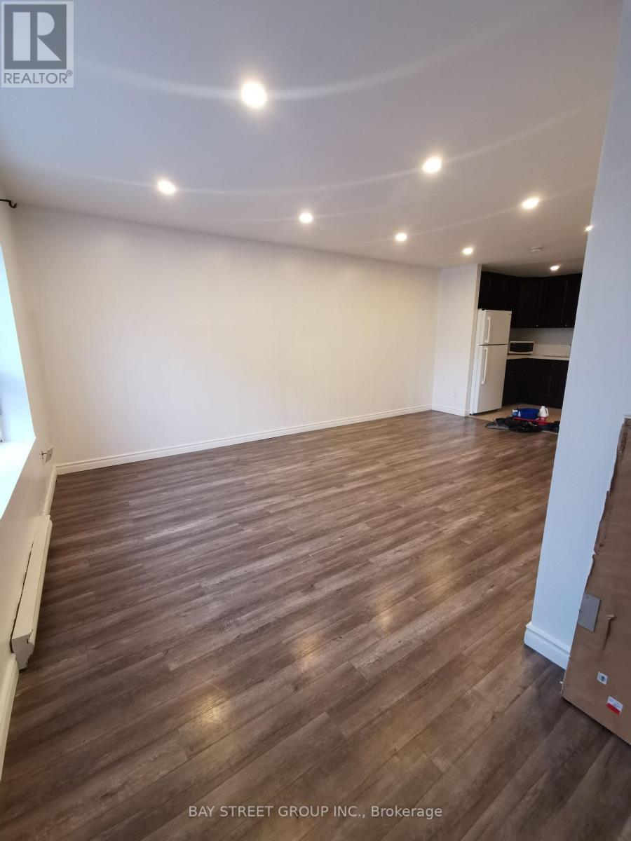 2nd Flr - 1546 Jane Street, Toronto, Ontario  M9N 2R5 - Photo 4 - W13225902