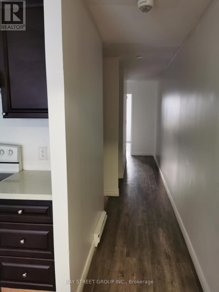2nd Flr - 1546 Jane Street, Toronto, Ontario  M9N 2R5 - Photo 6 - W13225902