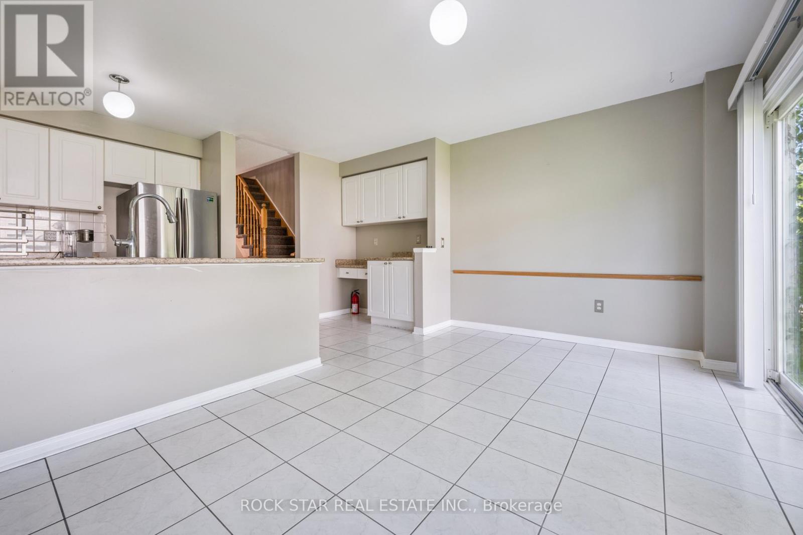 32 - 5055 Heatherleigh Avenue, Mississauga, Ontario  L5V 2R6 - Photo 11 - W13225912