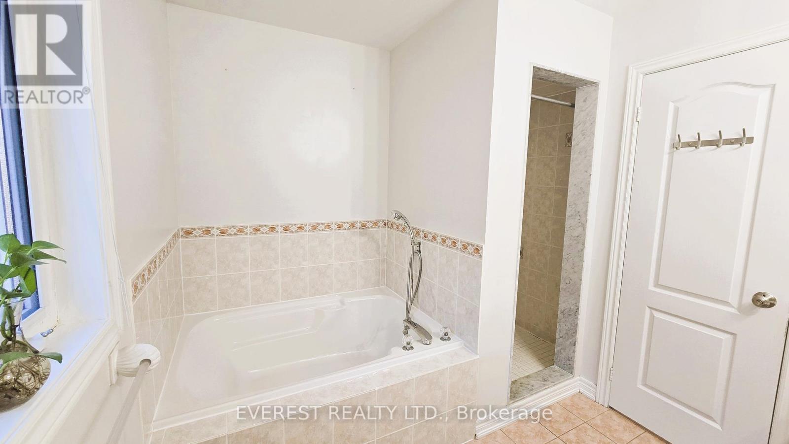 7285 Gagliano Drive, Mississauga, Ontario  L5W 1X3 - Photo 17 - W13225956