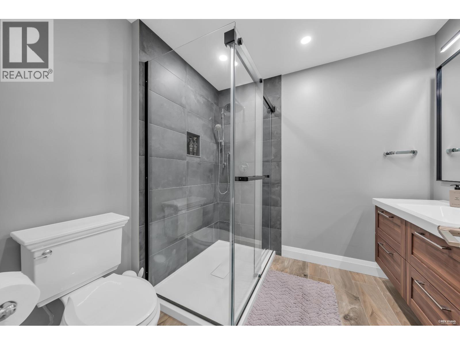 2270 Ennerdale Road, North Vancouver, British Columbia  V7J 3N4 - Photo 35 - R3130402