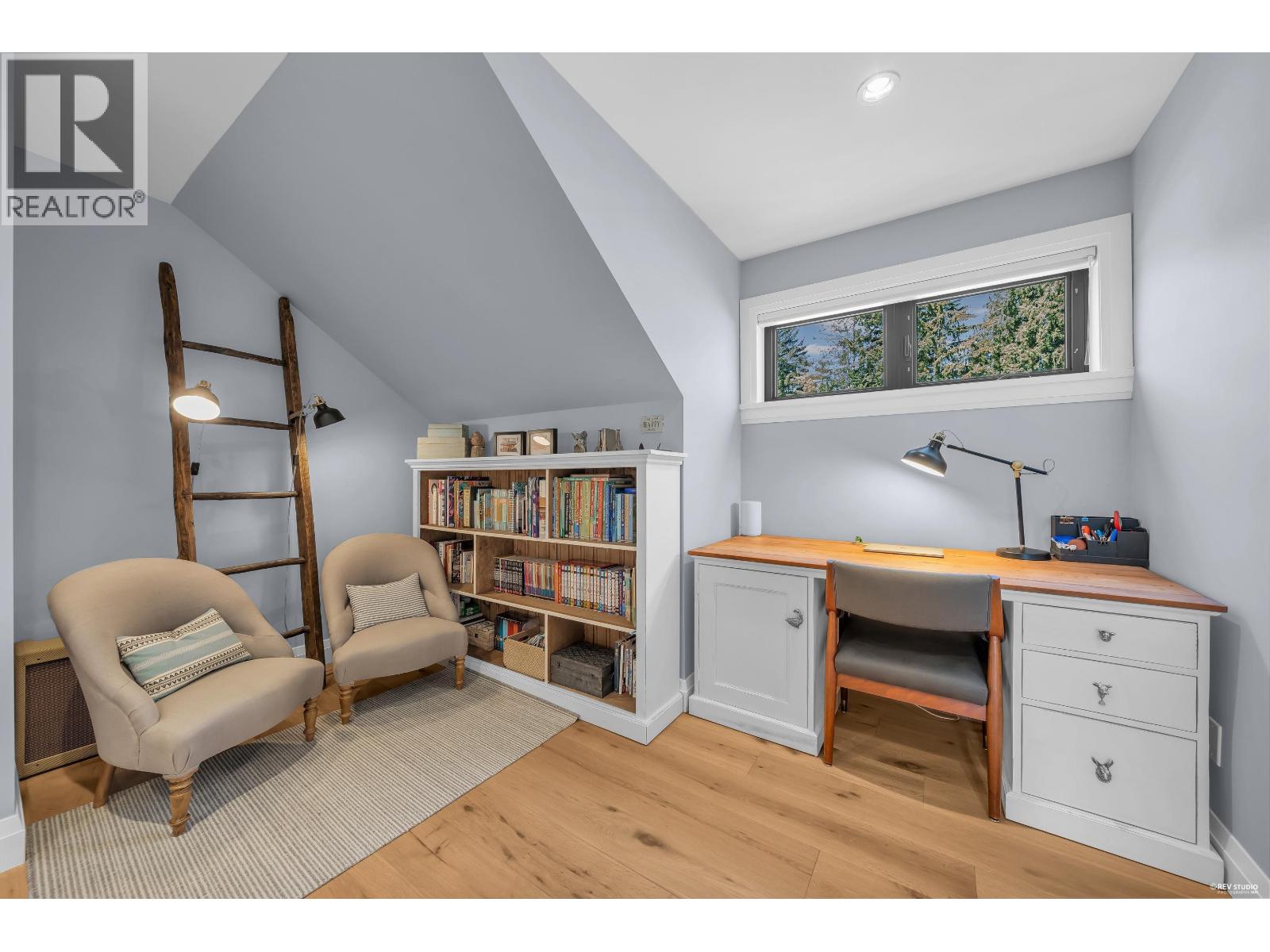 2270 Ennerdale Road, North Vancouver, British Columbia  V7J 3N4 - Photo 29 - R3130402
