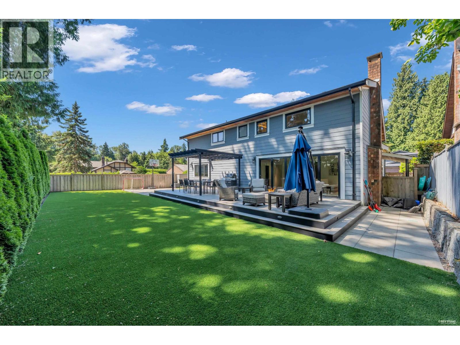 2270 Ennerdale Road, North Vancouver, British Columbia  V7J 3N4 - Photo 37 - R3130402