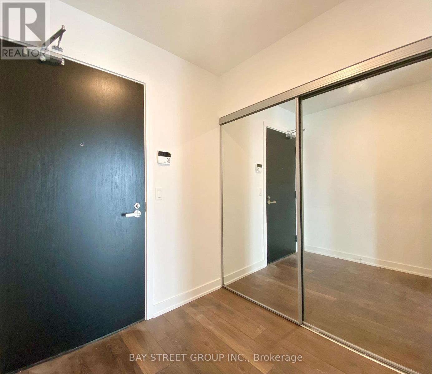 2709 - 501 Yonge Street, Toronto, Ontario  M4Y 0G8 - Photo 3 - C13225986