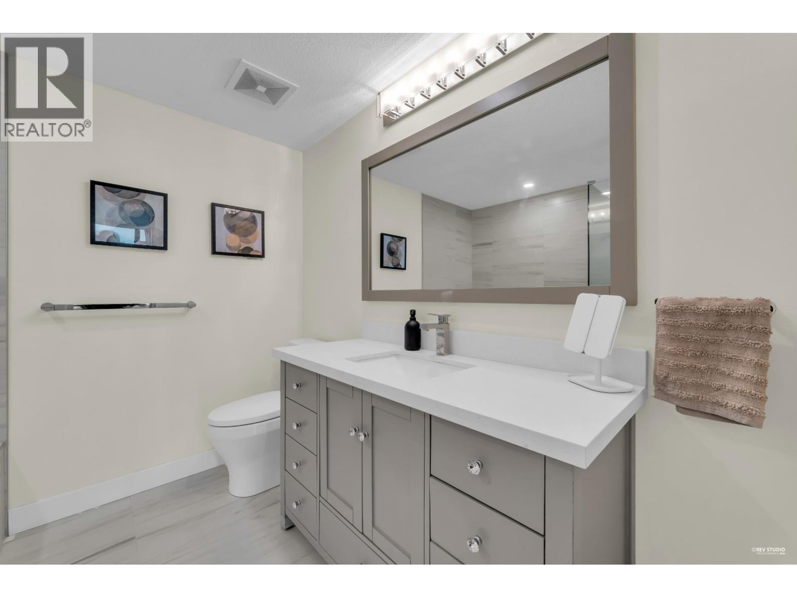 801 140 E 14 Street, North Vancouver, British Columbia  V7L 2N3 - Photo 27 - R3130754