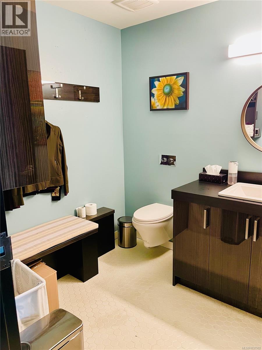 107 1029 View St, Victoria, British Columbia  V8V 0C9 - Photo 4 - 1037502