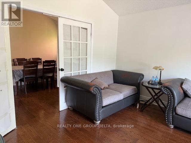 2783 Kingsberry Upper Level Crescent, Mississauga, Ontario  L5B 2K6 - Photo 5 - W13226004