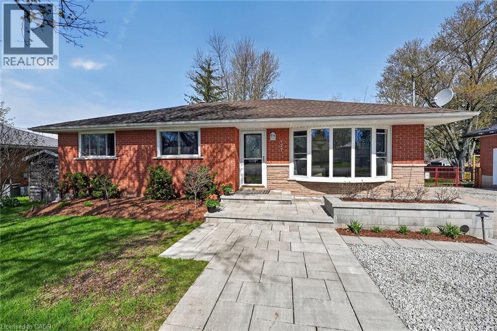 127 AYR Street, Caledonia, Ontario