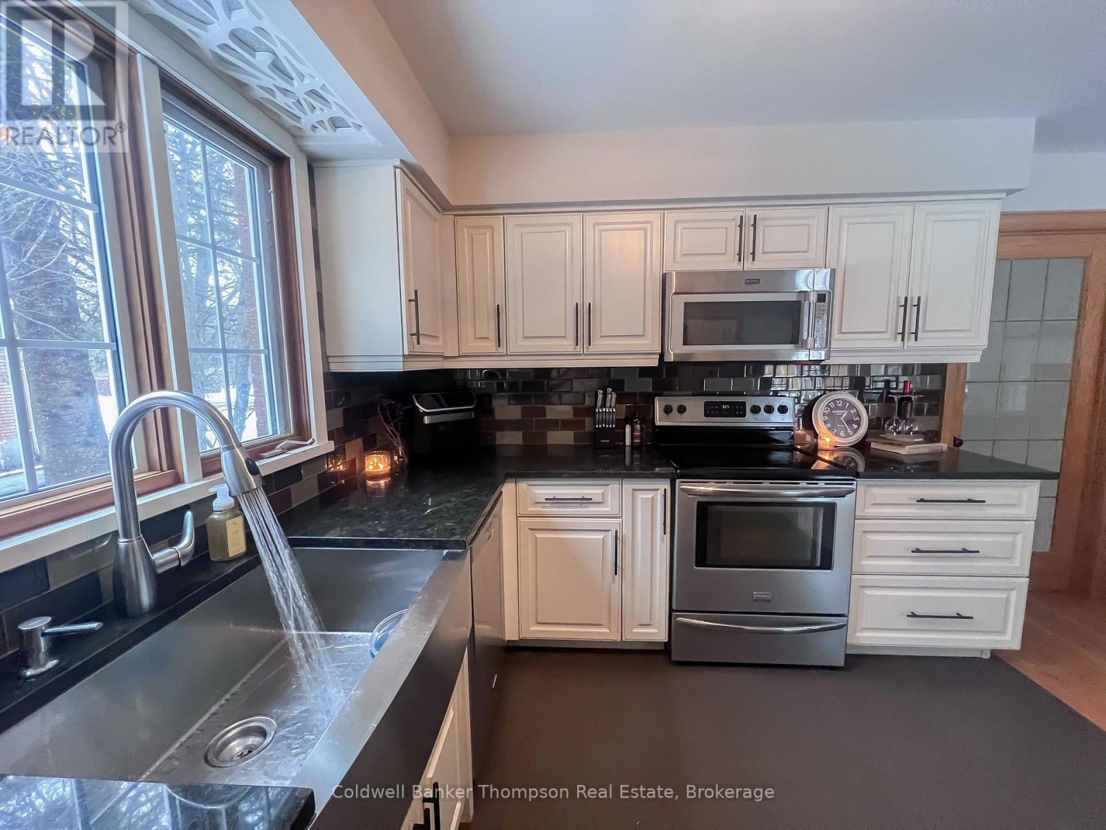 21 Birchwood Drive, Sundridge, Ontario  P0A 1Z0 - Photo 17 - X12869130