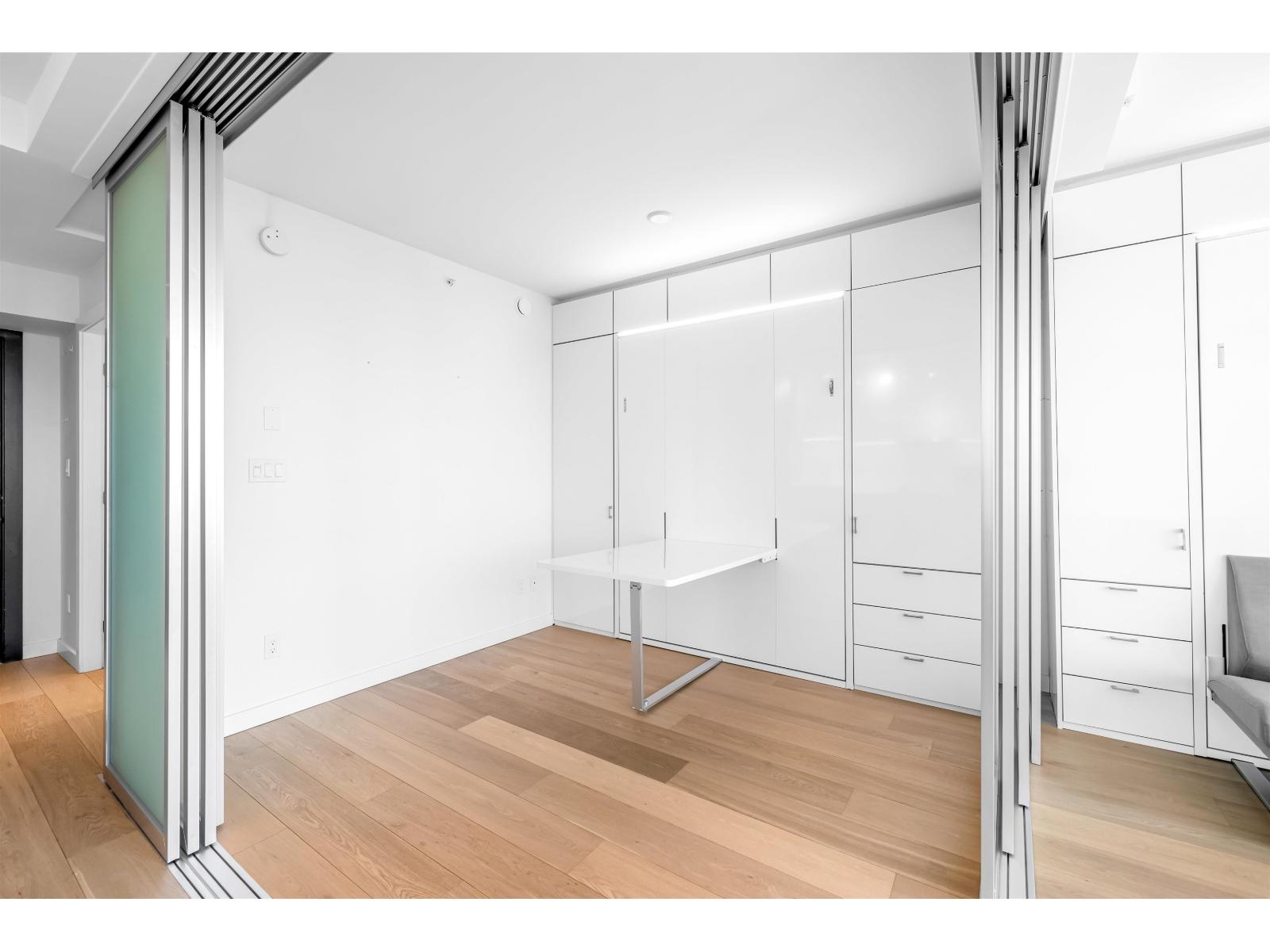 907 13438 Central Avenue, Surrey, British Columbia  V3T 0N2 - Photo 14 - R3129999
