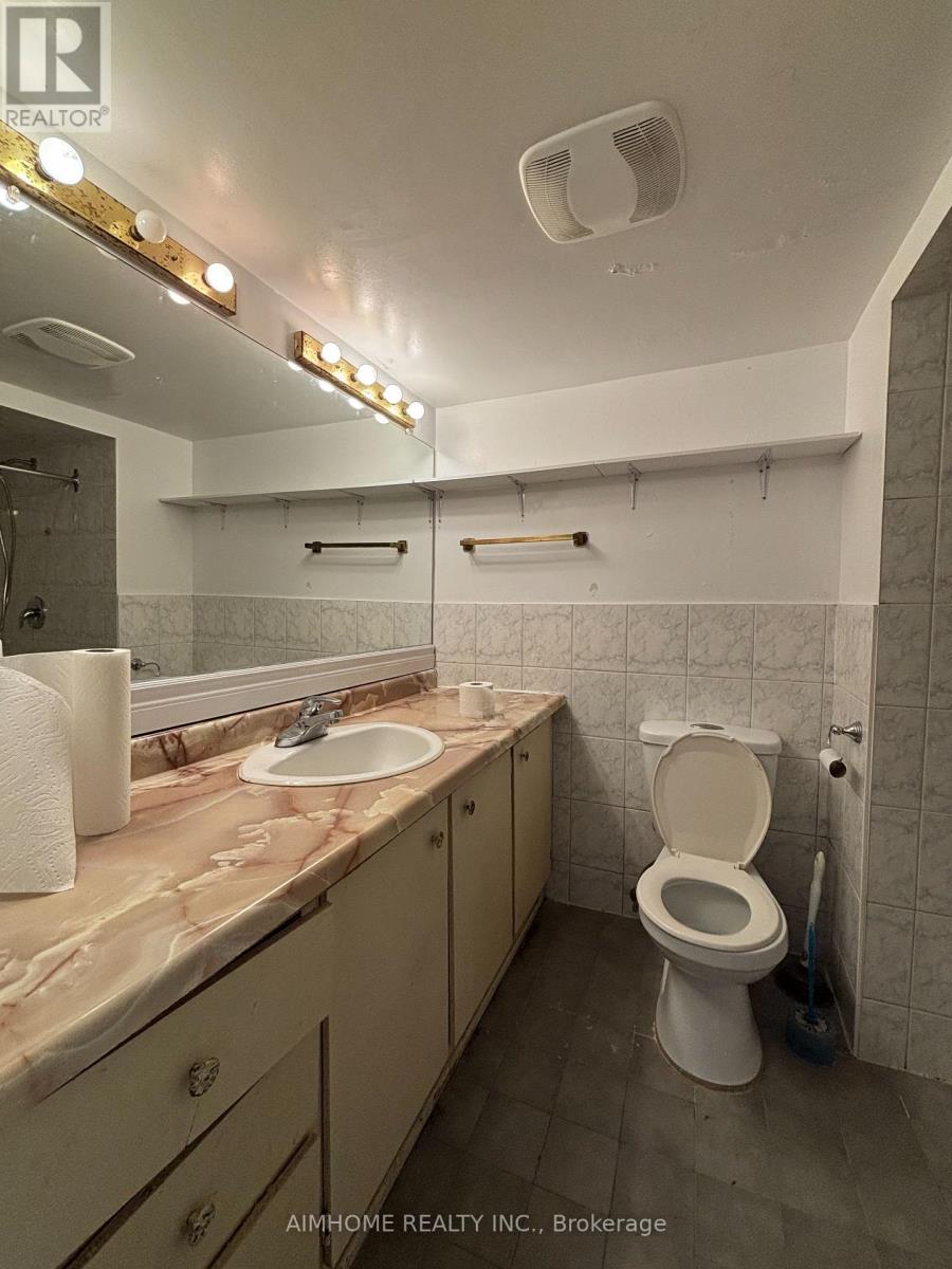 94 Broomfield Drive, Toronto, Ontario  M1S 2W1 - Photo 10 - E13226018