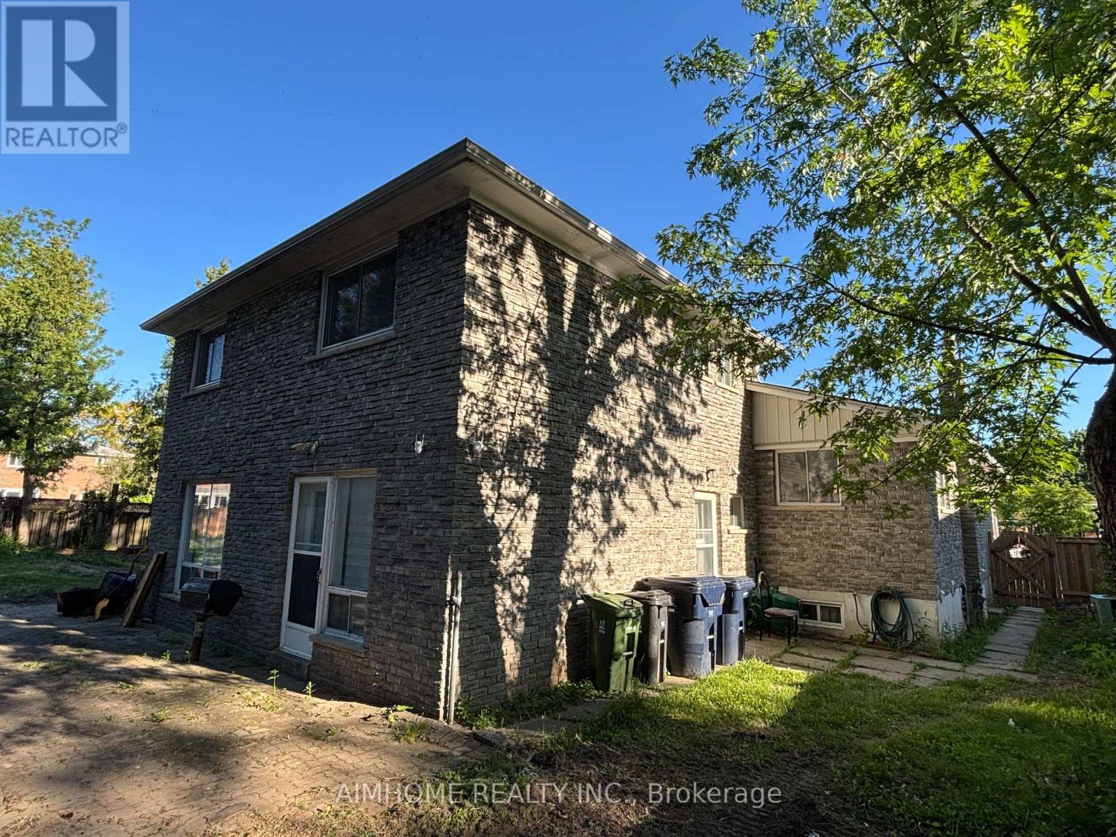 94 Broomfield Drive, Toronto, Ontario  M1S 2W1 - Photo 2 - E13226018