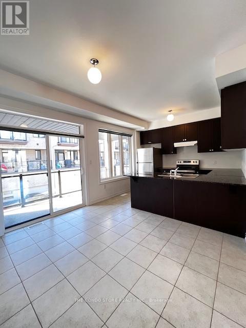 10 Dockside Way, Whitby, Ontario  L1N 0M6 - Photo 3 - E13226050