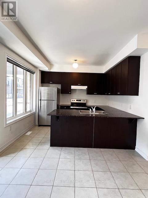 10 Dockside Way, Whitby, Ontario  L1N 0M6 - Photo 4 - E13226050