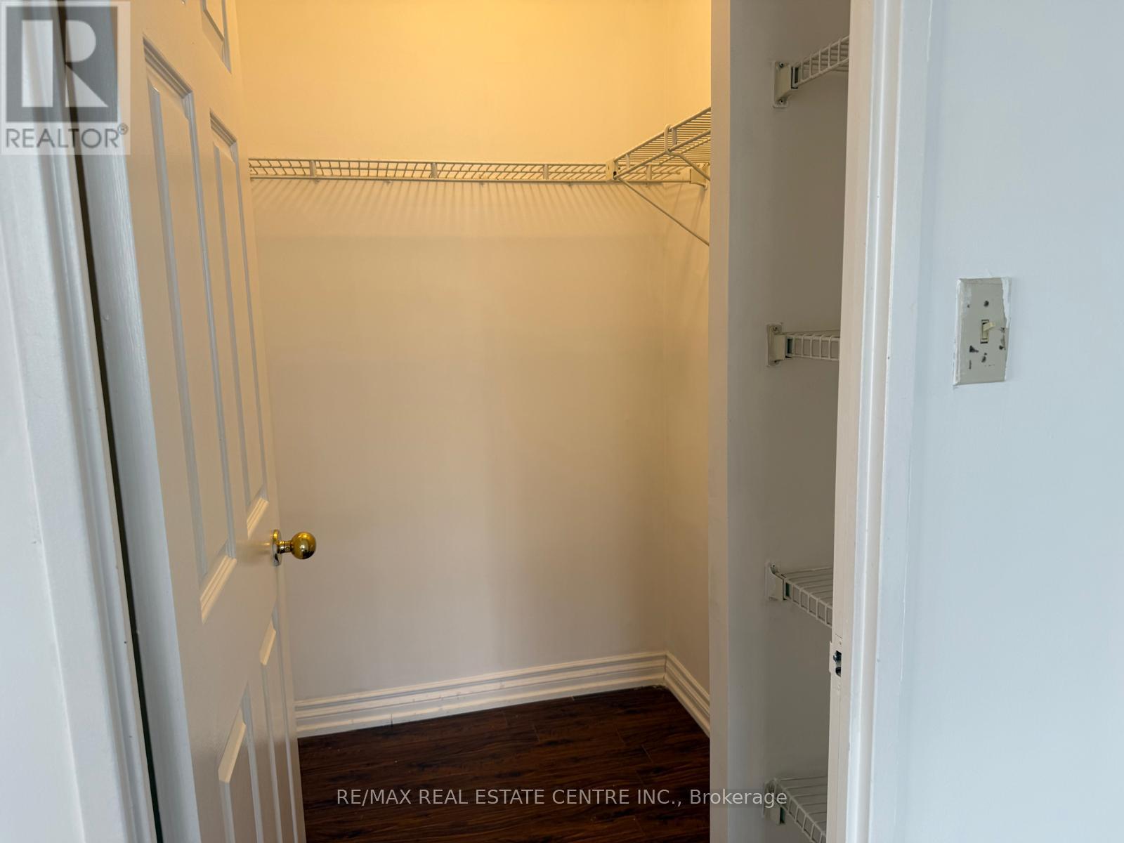 1403 - 265 Enfield Place, Mississauga, Ontario  L5B 3Y7 - Photo 11 - W13226028