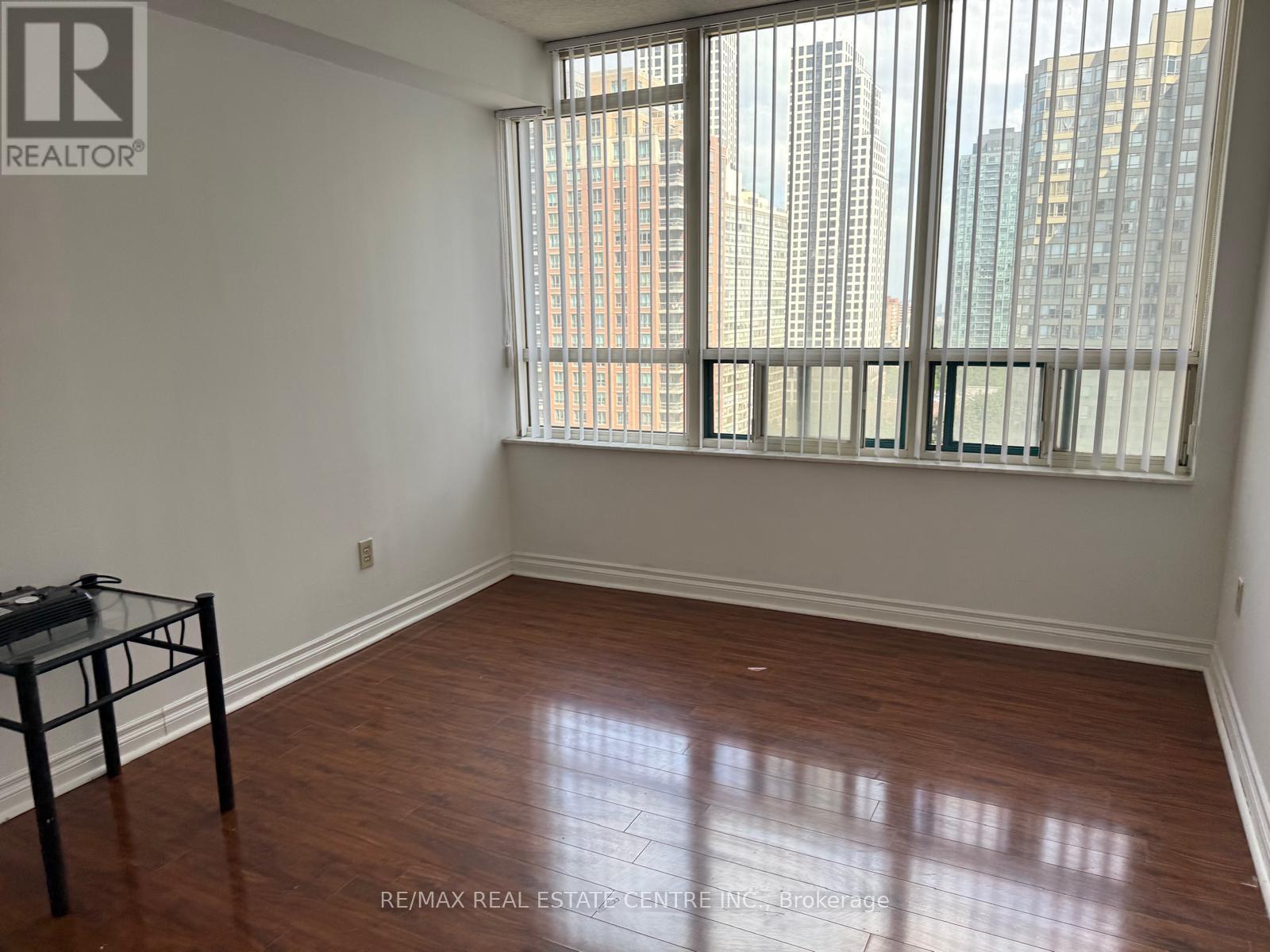 1403 - 265 Enfield Place, Mississauga, Ontario  L5B 3Y7 - Photo 12 - W13226028