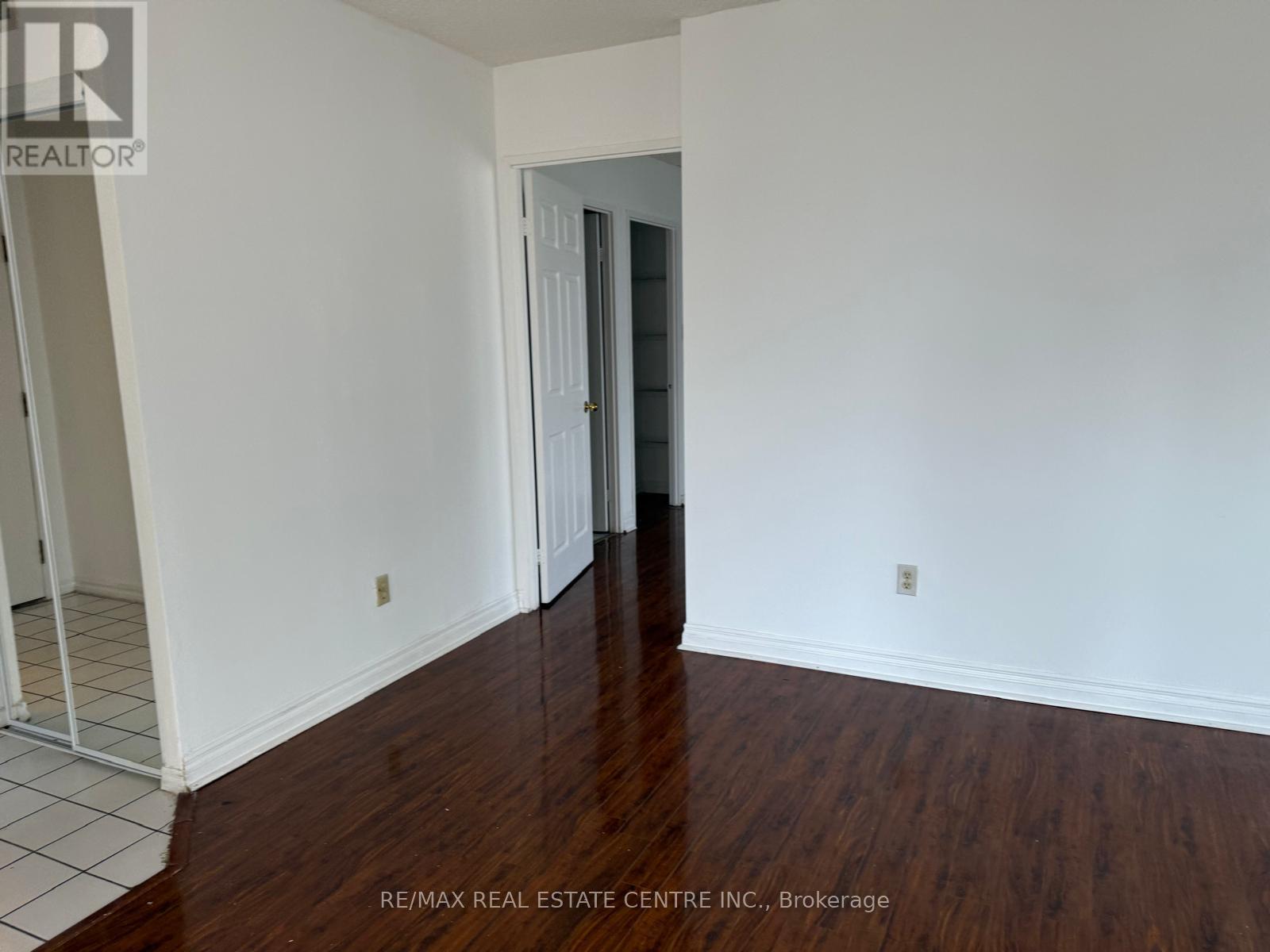 1403 - 265 Enfield Place, Mississauga, Ontario  L5B 3Y7 - Photo 19 - W13226028