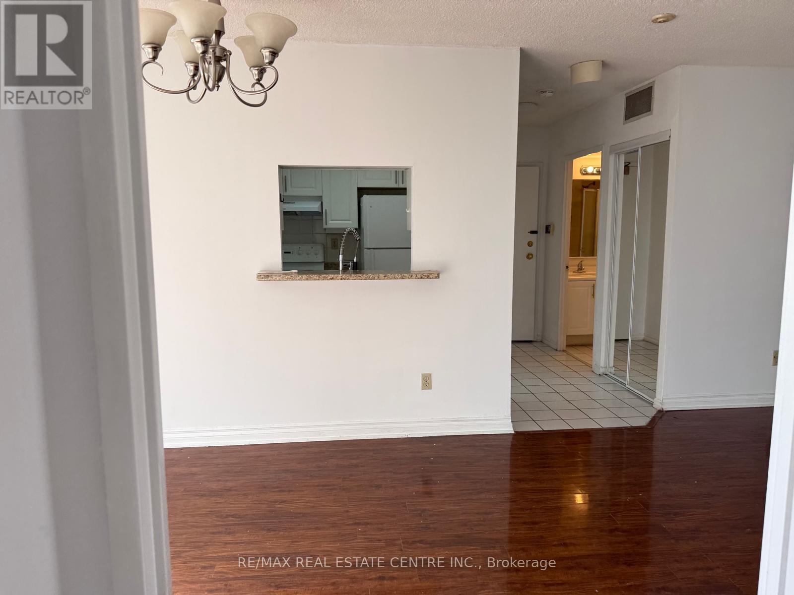 1403 - 265 Enfield Place, Mississauga, Ontario  L5B 3Y7 - Photo 22 - W13226028