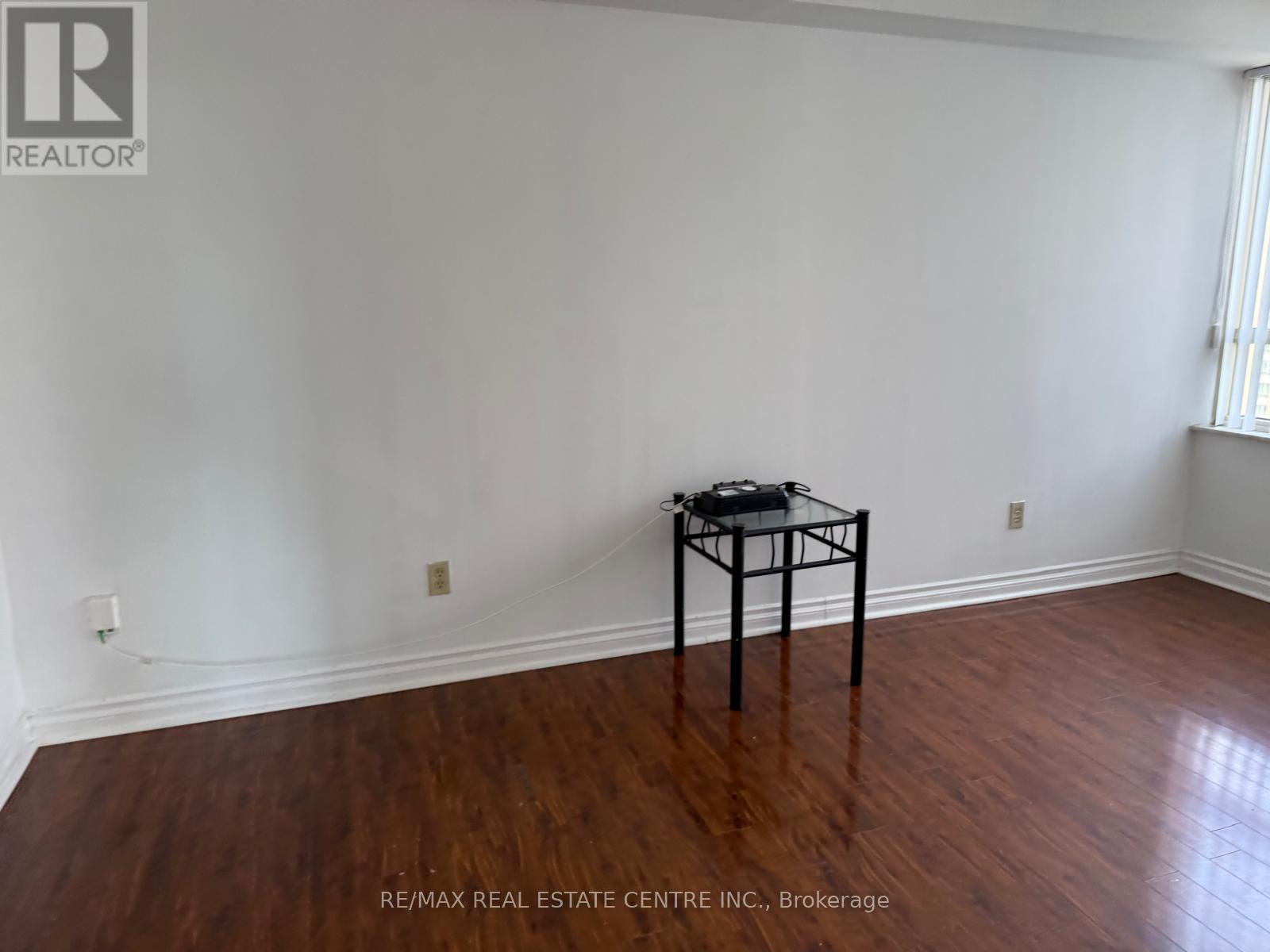 1403 - 265 Enfield Place, Mississauga, Ontario  L5B 3Y7 - Photo 3 - W13226028