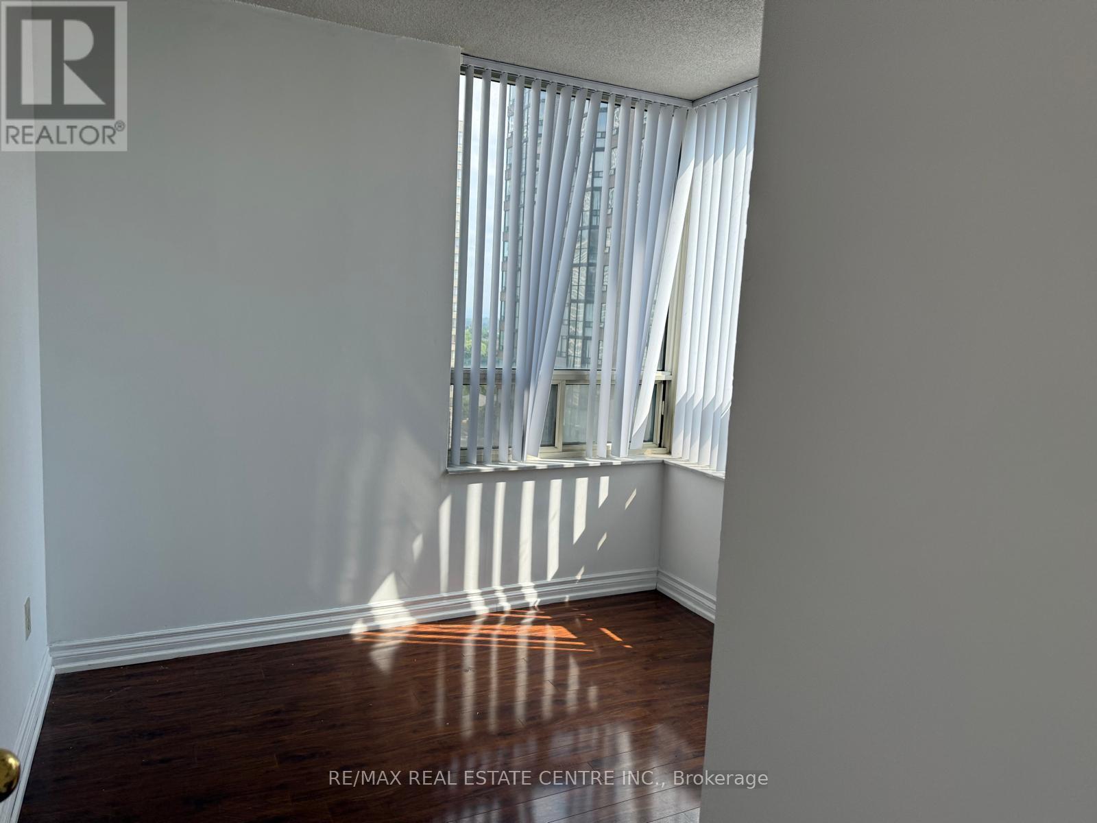 1403 - 265 Enfield Place, Mississauga, Ontario  L5B 3Y7 - Photo 30 - W13226028