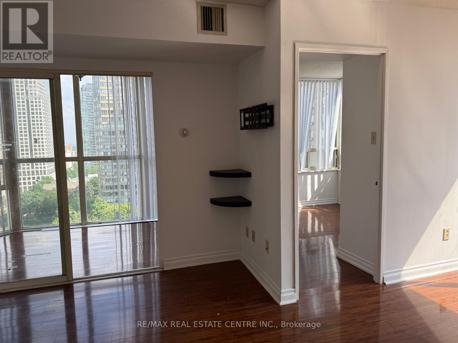 1403 - 265 Enfield Place, Mississauga, Ontario  L5B 3Y7 - Photo 35 - W13226028