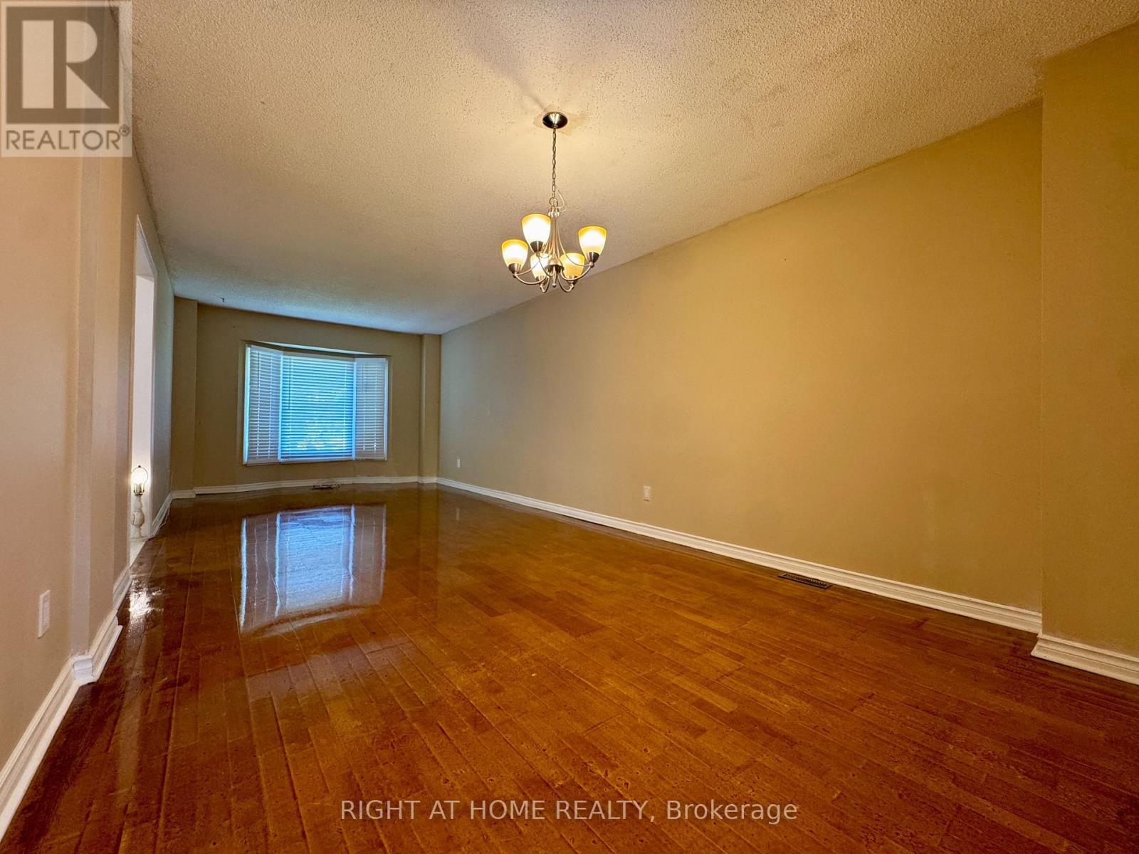3266 Jackpine Road, Mississauga, Ontario  L5L 4P6 - Photo 6 - W13226052