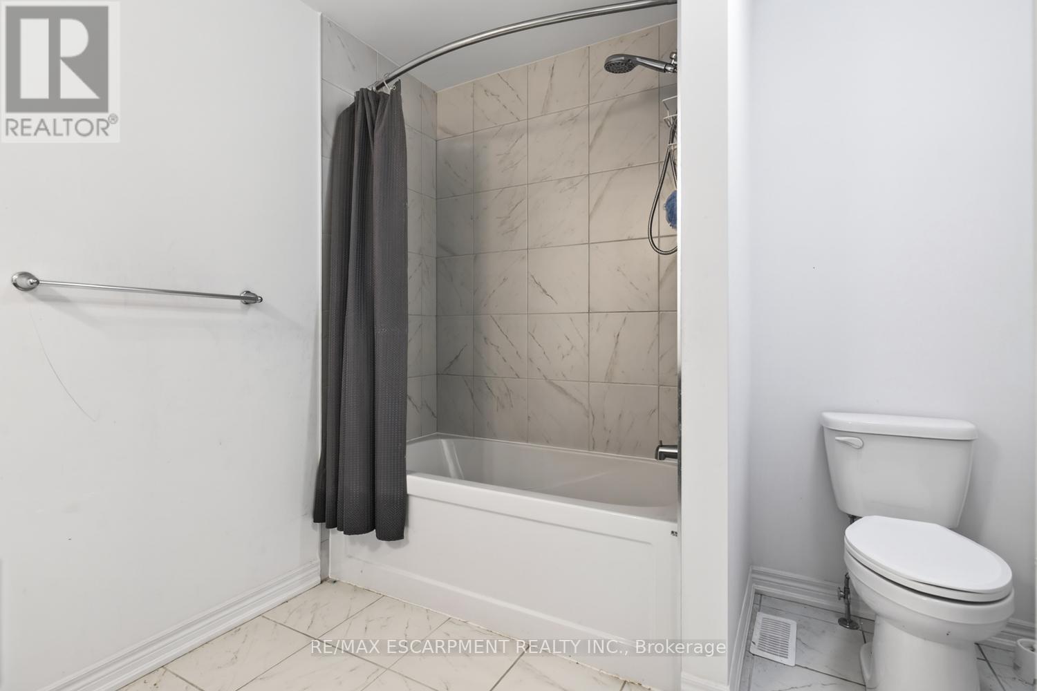 225 Longboat Run, Brantford, Ontario  N3T 0X1 - Photo 21 - X13226010